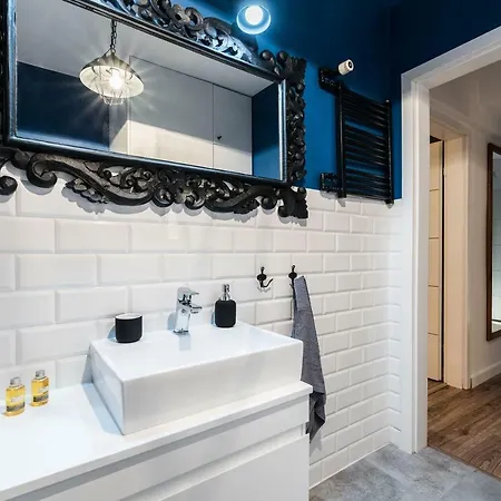 Stylish Posnania Center Apartment *